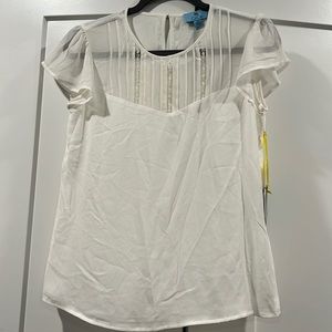 NWT CeCe Havana Fiesta Soft Ecru Flutter Sleeve Top XS Nordstrom